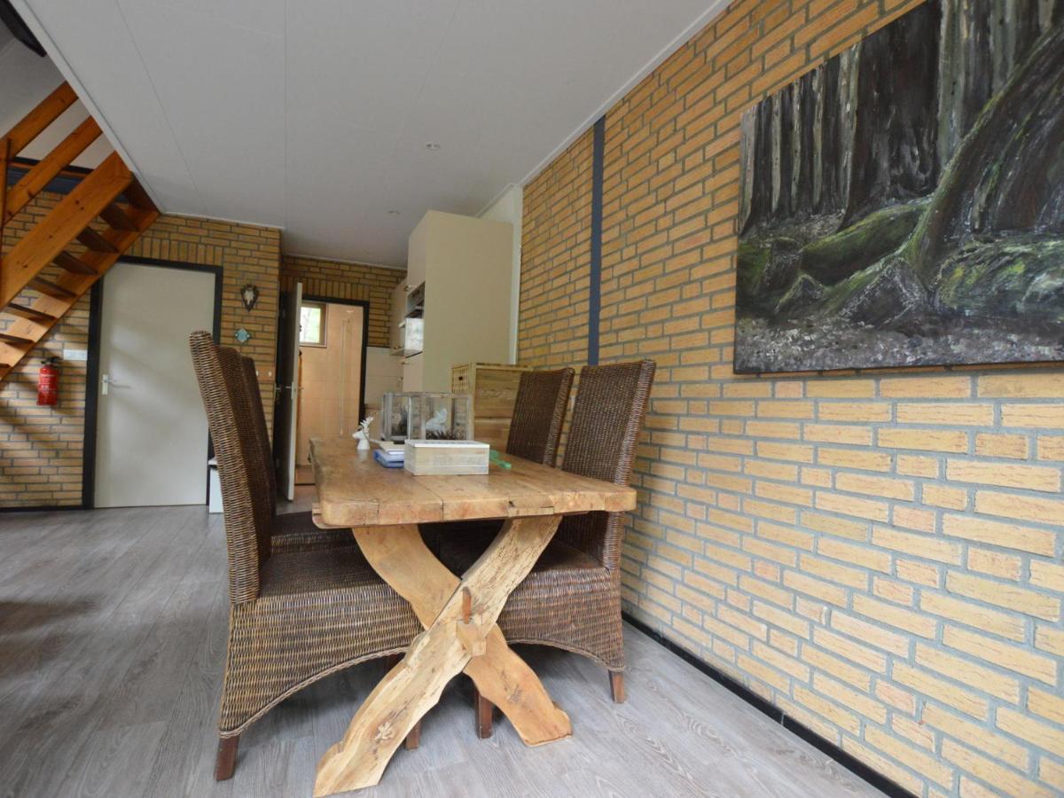 Tranquil Holiday Home In Limburg Amid A Forest Stramproy Exterior foto